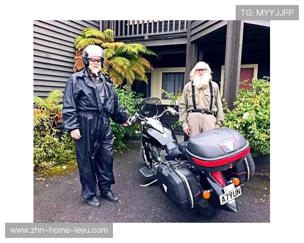 瑞士骑手马丁·福克斯（Martin Fuchs）在巴黎奥运会上与“Leone Jei”马匹共同夺得障碍赛银牌，展现默契配合。